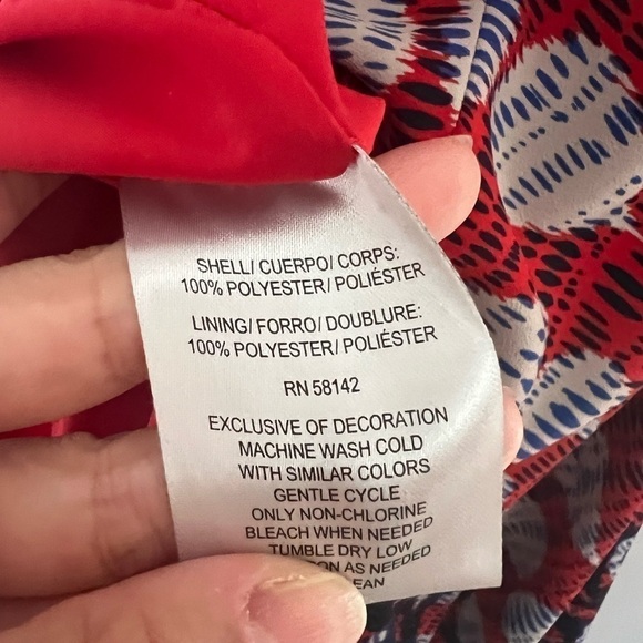 MAGGY LONDON Red White & Blue Patterned Handkerchief Hem A Line Dress Sz 4 - Picture 6 of 8